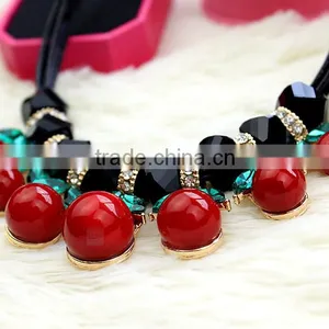 Wholesale Price Stocks Leather Chain Necklace Beautiful Resin Pendant Necklace thumbnail-4