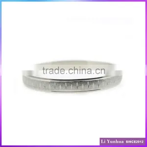 Elegant Round Latest Plain Graven Stainless Steel Bangles thumbnail-1
