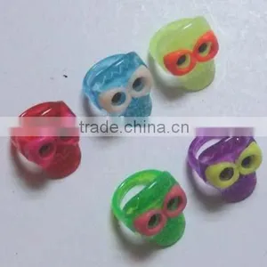 5pcs Fashion Desing Plastic Toy Finger Rings With Human Skeleton thumbnail-1
