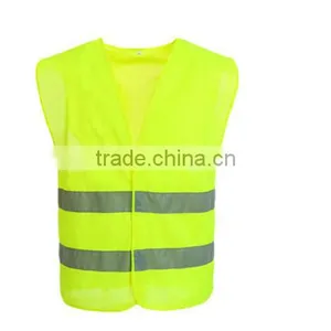 Reflective Safety Vest Warining Triangle Roadside Assistance Kit thumbnail-2
