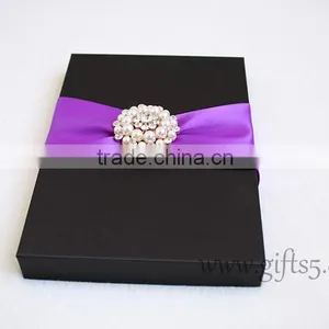 Elegant Black Wedding Invitation Boxes With Brooch thumbnail-2