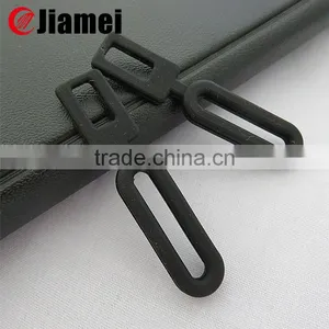 Chinese Puller Manufacturer Good Quality Injected Zipper thumbnail-1