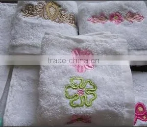 Face Towels With Embroideries thumbnail-1