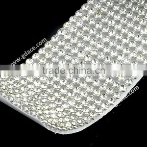 Top Quality Self Adhesive Crystal Stone Trimming With Aluminum Base 10 Rows and 12 Rows for Wholesale thumbnail-1