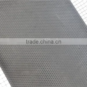 Beekeeping Tools Black Plastic Wax Foundation Sheet for Apis Mellifera thumbnail-5