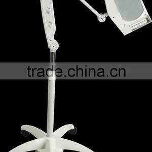 Magnifying Glass Lamp thumbnail-1