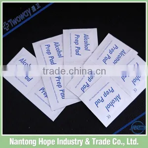 Cleaning Alcohol Pad thumbnail-1