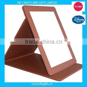 Compact Makeup Mirror thumbnail-1