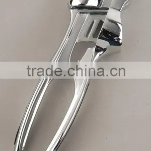 China Supplier High Quality Kitchenware Zinc Alloy Garlic Presser thumbnail-1