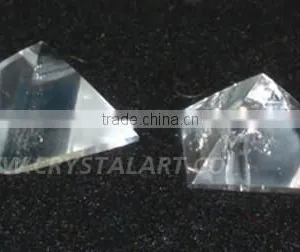 CLEAR CRYSTAL QUARTZ SMALL SIZE PYRAMID thumbnail-1