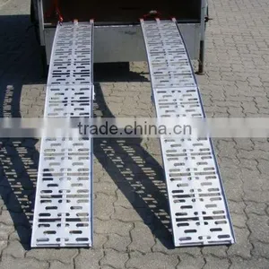 Aluminium Folding Ramps thumbnail-1