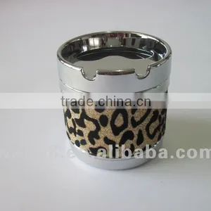 2012 New Style Metal Ashtray thumbnail-1