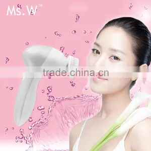 4 in 1 Water Proof Facial Cleansing Brush/facial Vibrating Beauty Massage Brush thumbnail-1