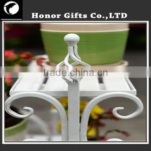 Unique Metal Stand Flower Pot Wire Flower Pot Holder thumbnail-3