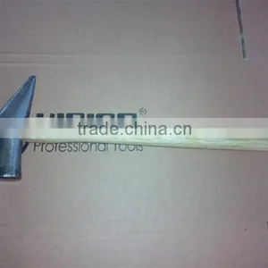 300g Wooden Handle Point Tail Hammer thumbnail-1