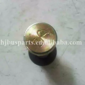 Chinese Auto Parts Oem Wheel Studs Auto Wheel Bolt thumbnail-4