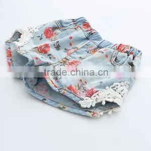 Wholesale Fashion Korean Denim Shorts 2016 New Summer Girl Short Jeans Lovely Little Girl Rose Printed Jeans thumbnail-3