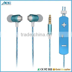Blue Color Smartphone Metal Earphones With Microphone and Volume Remote thumbnail-1