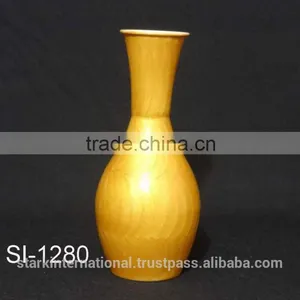ANTIQUE VASES FOR KEEPING FLOWERS AT VERY COMPETITIVE PRICES thumbnail-1