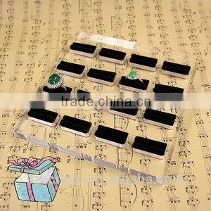 Acrylic Finger Ring Tray thumbnail-1