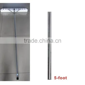 Adjustable Aluminum Snow Rake With 5ft Extension Pole thumbnail-1