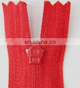 Cheap Garment Zipper Plastic Double Color Zippers Large Roll Custom Resin Zipper thumbnail-4