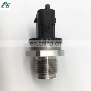 Auto Parts Fuel Rail High Pressure Sensor 0281002706 For RENAULT MAN thumbnail-1