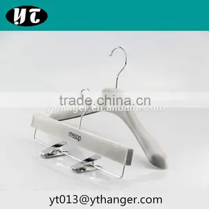 Luxury Grey Color Clothes Plastic Hanger Coat Rubber Hanger With Trousers Clip thumbnail-1