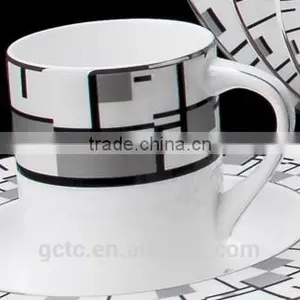 Bone China 16pcs Dinnerware Set With Geometric Figure thumbnail-3