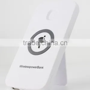 Wireless Charger Power Bank thumbnail-5