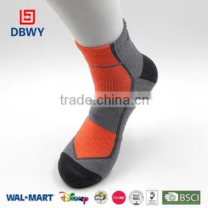 Custom 100% Cotton Sport Socks for Men Wholesale Socks thumbnail-1
