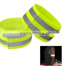 High Visibility Green Hook and Loop Elastic Band Reflective Arm Band thumbnail-4
