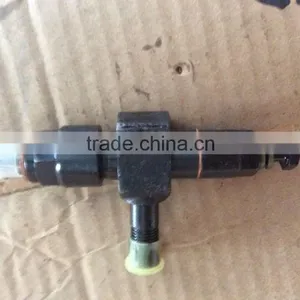 Many Types and Models Diesel Engine Spare Parts Fuel Injector thumbnail-1