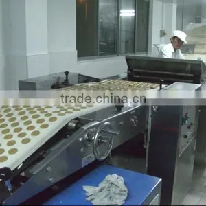 Full Automatic Biscuit Sandwiching & Packing Machine thumbnail-3
