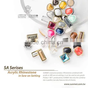 Plastic Lead Free Decorative Glass Stones Fabric Rhinestone Rhinestone Crystal Iron on Motifs With High Quality thumbnail-3