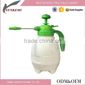1.7L Long Nozzle Garden Pressure Sprayer thumbnail-1