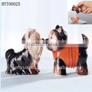 Dog Design Salt and Pepper Set thumbnail-1