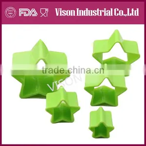 Food Safety Plastic 5 Pieces Heart Shape Cookie Cutter thumbnail-4