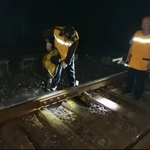 Portable Rail Laser Curve Alignment Liner Device thumbnail-5