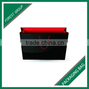 MATT LAMINATED RECYCLABLE CLOTHES PACKAGING BAGS WITH HANDLE thumbnail-1