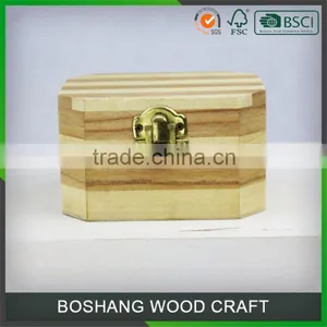 Custom Wood Makeup Box thumbnail-2