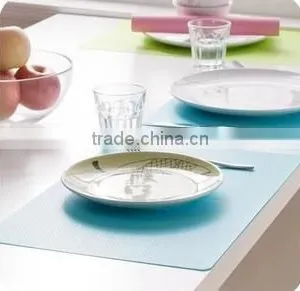China Products Rounded 11 cm Non-toxic Material Plastic Kitchen Accessories for Sale Eva Black Plastic Coaster thumbnail-2