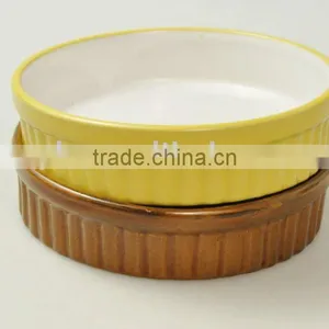 Stoneware Round Bakeware, Colored Baking Dish thumbnail-1