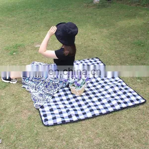 Customized Size High Quality Waterproof Camping Picnic Blanket thumbnail-5