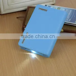 Hot Sell Promotional Fast Charging 2600 Solar Power Bank Charger thumbnail-4