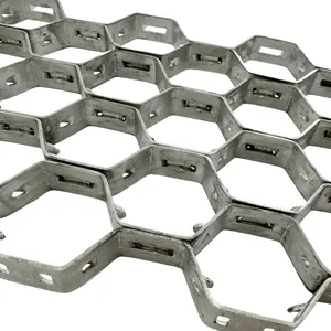 Custom Hexagonal Thermal Shock Resistant Stainless Steel Wire Mesh Welded Technique for Refractory Boiler Linings thumbnail-1