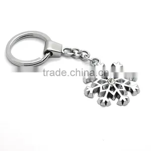Custom Metal Silver Tone Snowflake Keychain for Christmas Promotional Gift thumbnail-3