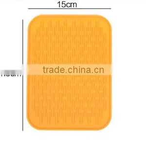 Heat Resistant Silicone Dish Drying Mat Silicone Pot Holder thumbnail-6