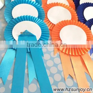 How To Make A Ribbon Bow Gift Wrapping thumbnail-2
