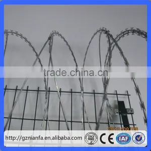 45/50/70/100cm Coil Galvanized Concertina Razor Wire(Guangzhou Factory) thumbnail-3